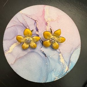 Betsey Johnson yellow flower earrings